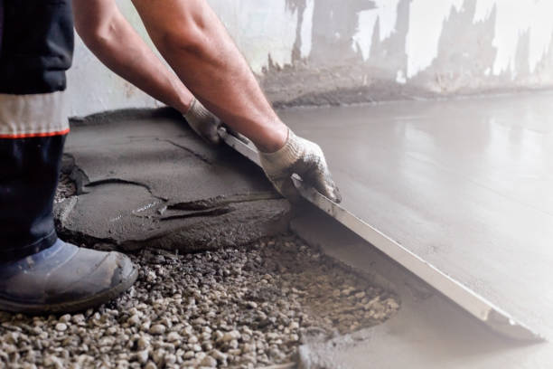 Best Concrete Flooring Contractor  in Lake Dalecarlia, IN